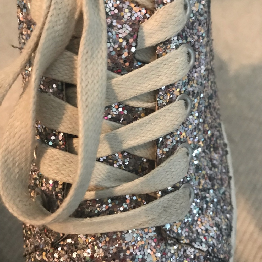 Sparkling ugg sneakers